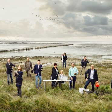 Foto van het kernteam van het Programma naar een Rijke Waddenzee in 2016 op Texel.